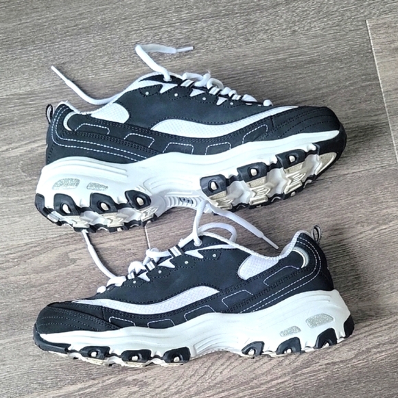 Skechers Black and White Sneakers Women - Picture 3 of 7